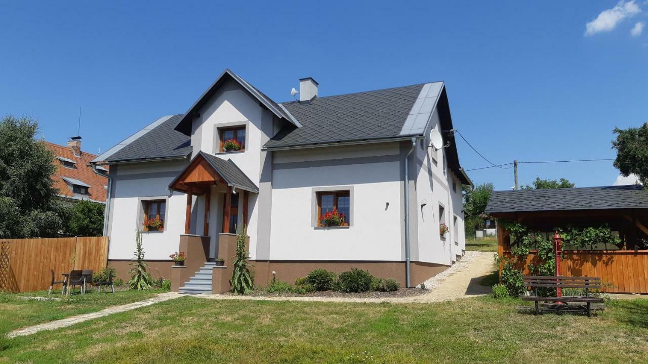 U Kapitana Apartment Radvanovice ภายนอก รูปภาพ